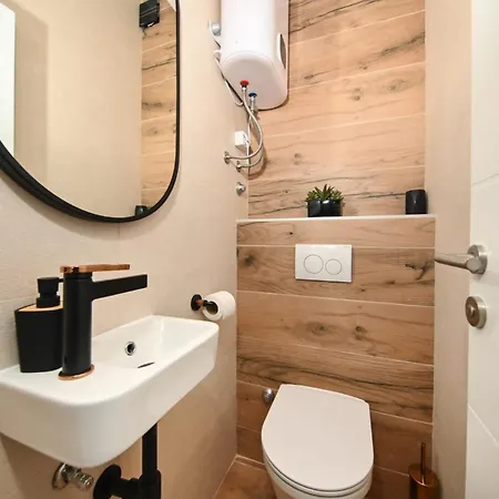 Apartamento With Wifi - 23874 *